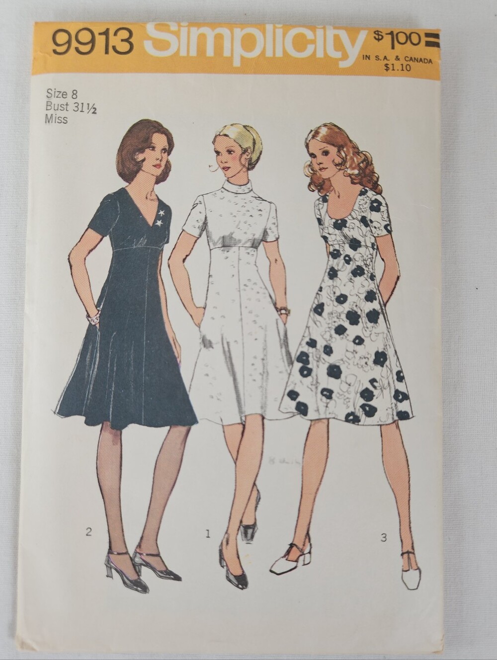 Vintage 1972 Simplicity 9913 Mod Empire A-Line Dress Pattern Size 8 Complete